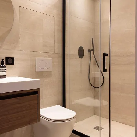 Elegant - Ac- 2br-6p- Madeleine Paris