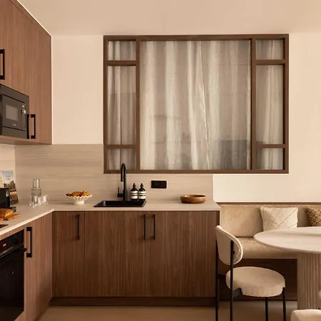 Elegant - Ac- 2br-6p- Madeleine * Paris
