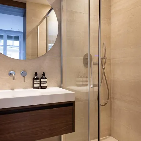 Apartment Elegant - Ac- 2br-6p- Madeleine Paris